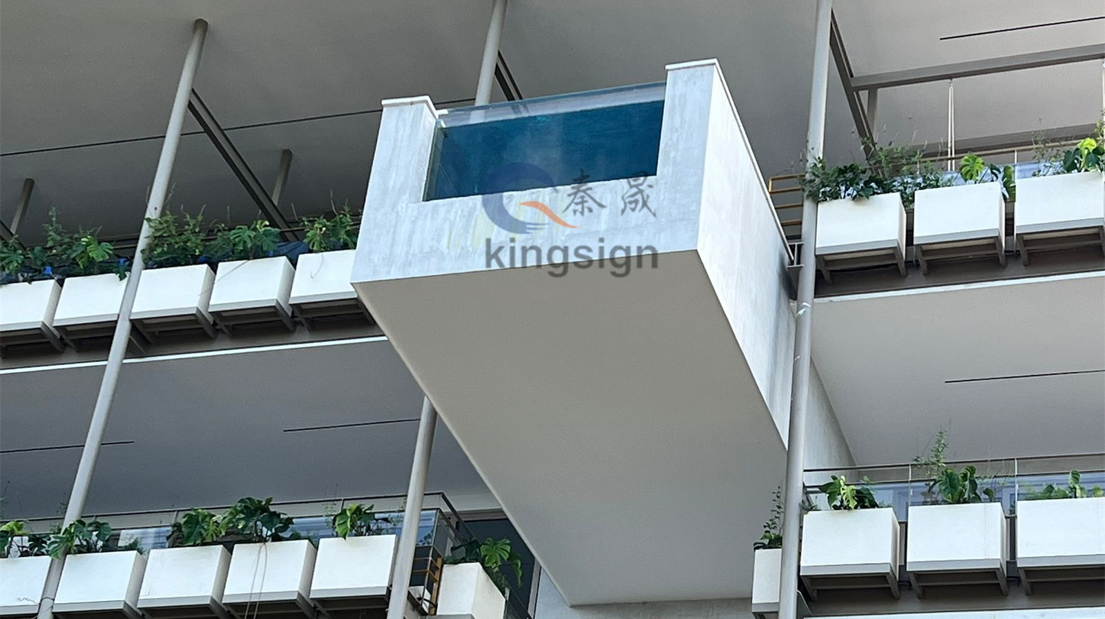 Kingsign Acrylic sheet para sa hotel pool project