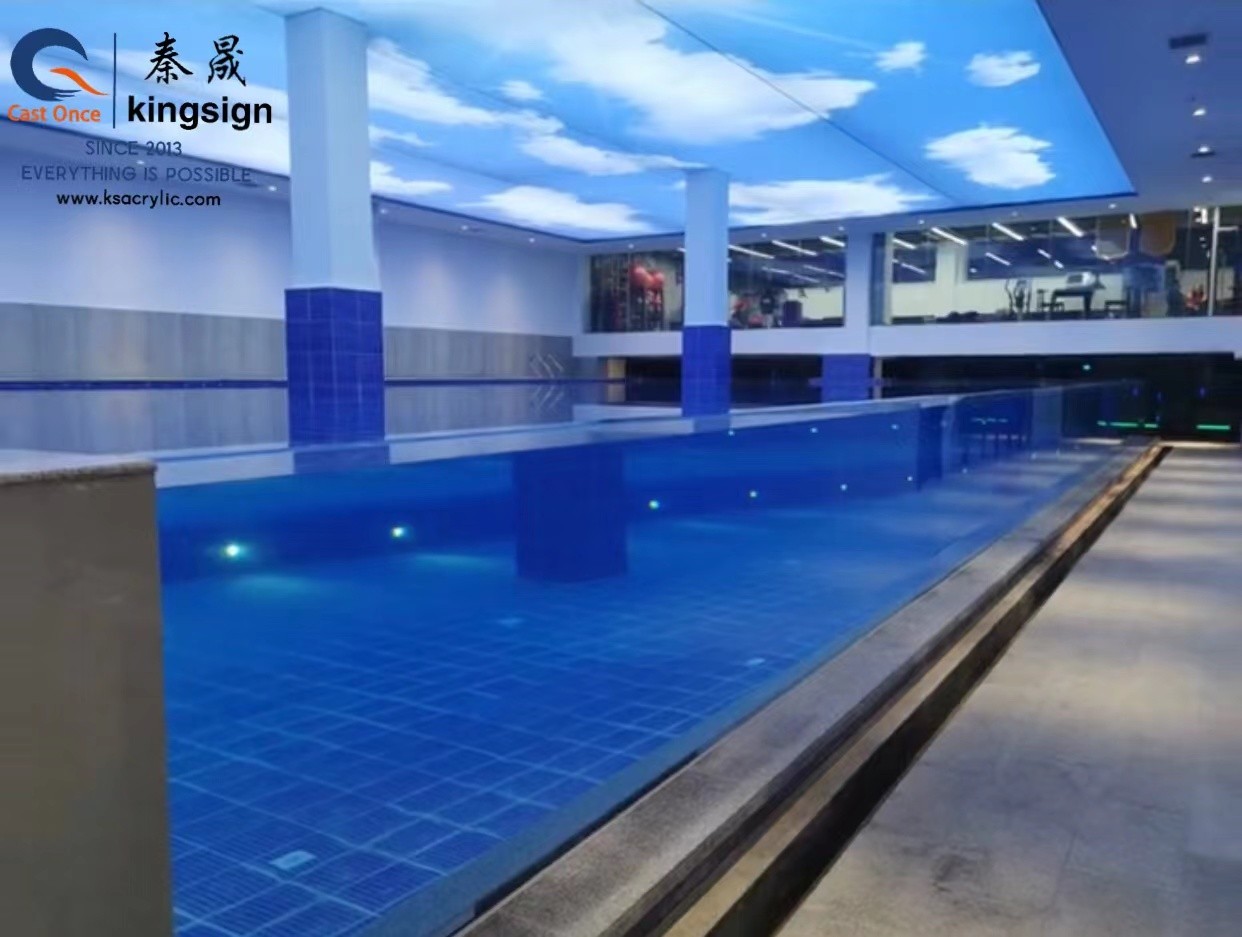 Bakit kailangan nating gumamit ng acrylic sheet sa halip na baso para sa mga swimming pool windows?