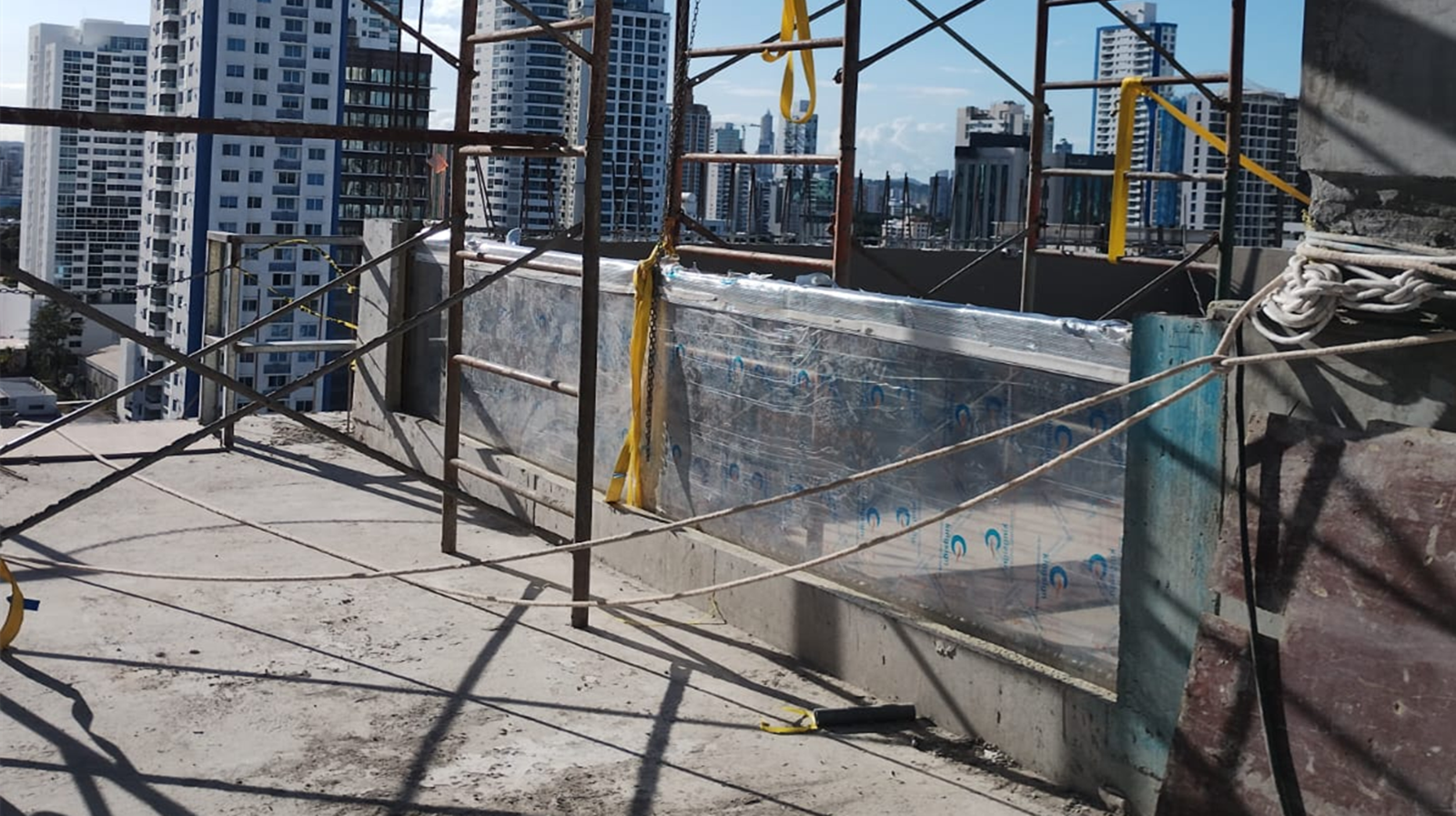 100mm Kapal Acrylic Panel para sa Panlabas na Swimming Pool Window